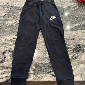 Nike Youth Black size Medium Joggers